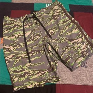 Hurley Phantom camo
